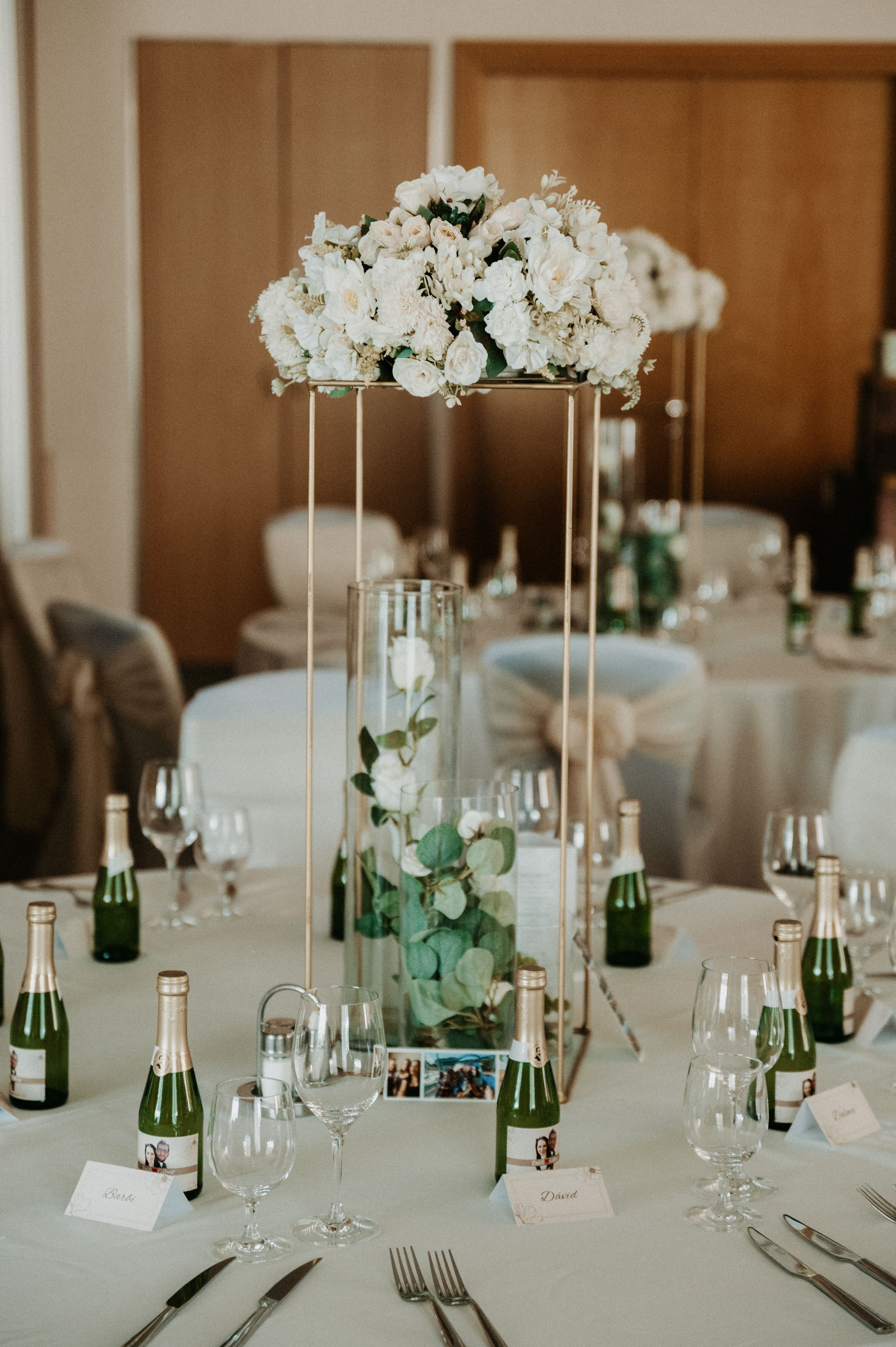 Green decor on desks