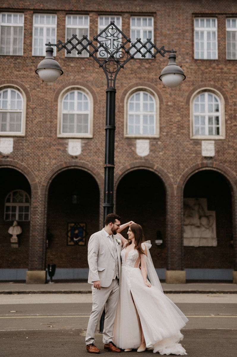 Bride and Groom kisses